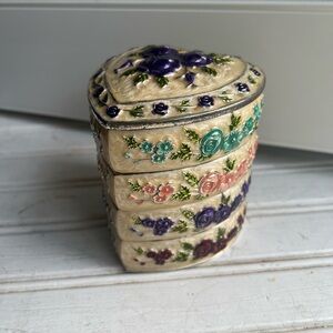 Unique Jewelry Organizer